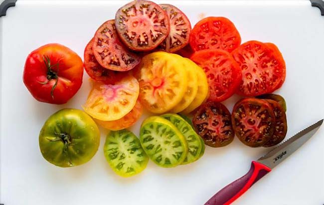 what are heirloom tomatoes